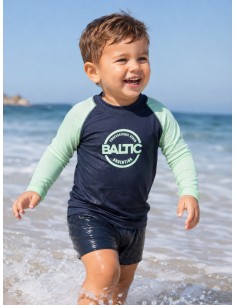 Remera Klas Negro combinado...